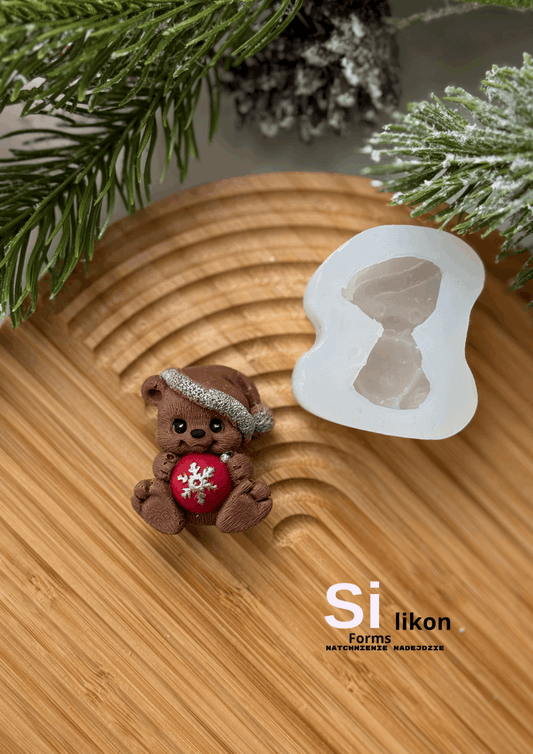 Miś z bombka świąteczna 2D